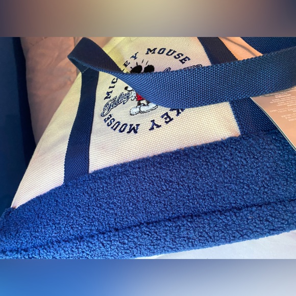 NWT Disney Large Tote - Picture 2 of 5